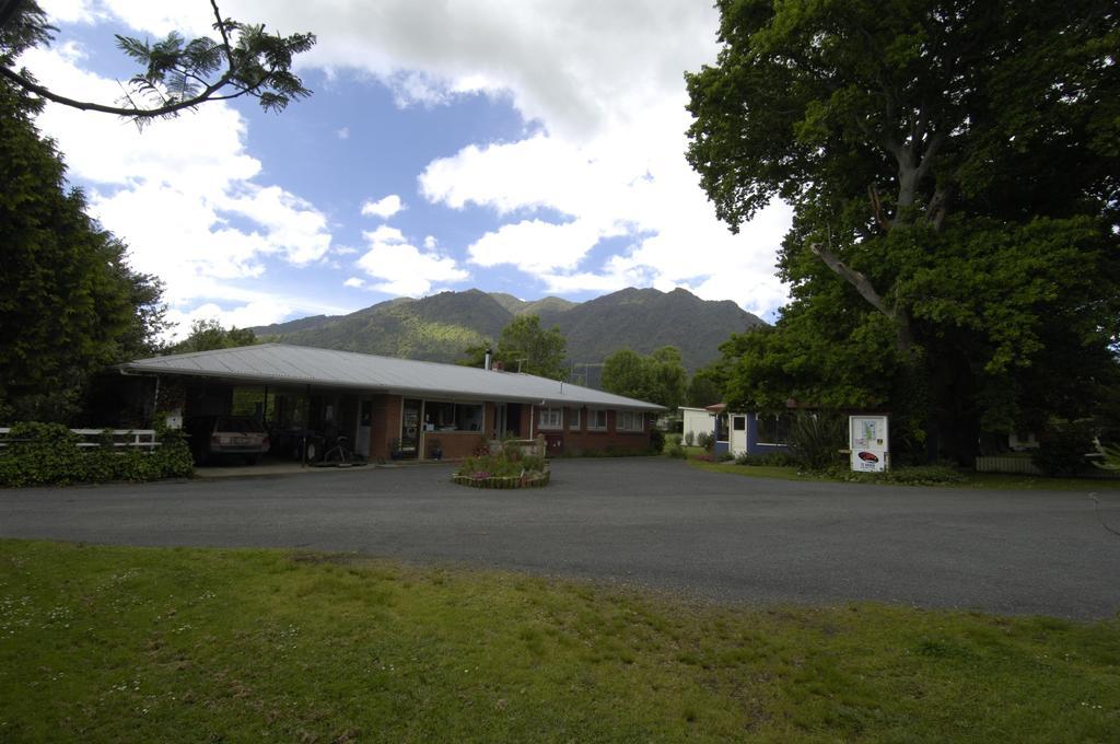Te Aroha Holiday Park And Motels Extérieur photo